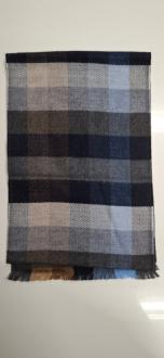 Wintershawl / 30-180cm / 30% wool-70% acrylic Wintershawl / 30-180cm / 30% wool-70% acrylic